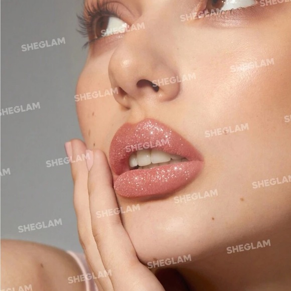 SHEGLAM Lip Dazzler Glitter Kit-Red Carpet Long-Lasting Glitter Lip Gloss - Picture 3 of 15